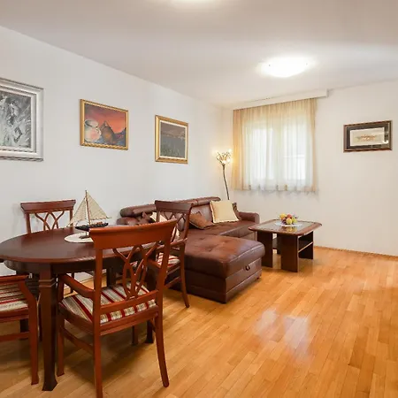 Apartman Sunny Ii Makarska